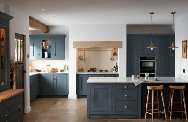 1909 Kitchen, Shaker 1 - available from Riley James Kitchens Gloucestershire
