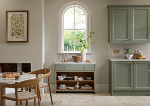 Pembridge Reed Green, by Stori Kitchens - Cameo 4